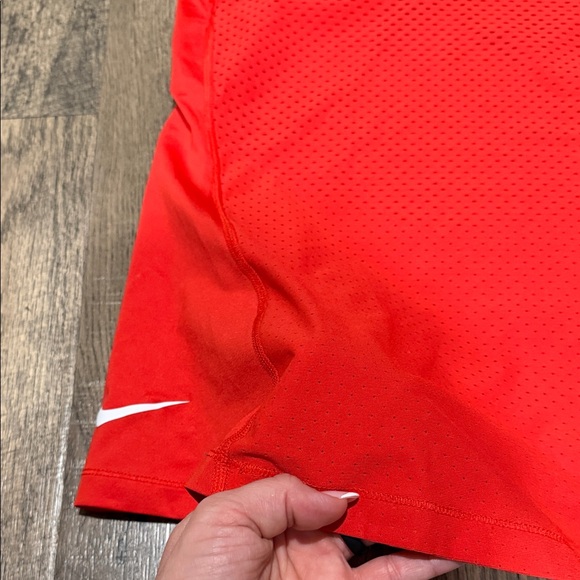 Nike Red Mesh-Back Performance Tank - Picture 5 of 5